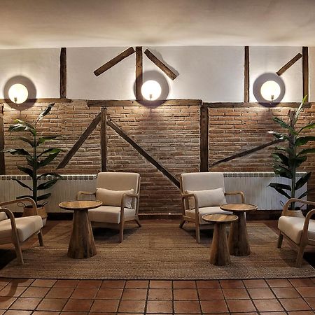 Hospedium Hotel La Fuente Candelario Exterior photo