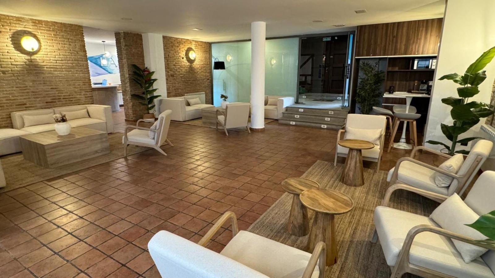 Hospedium Hotel La Fuente Candelario Exterior photo