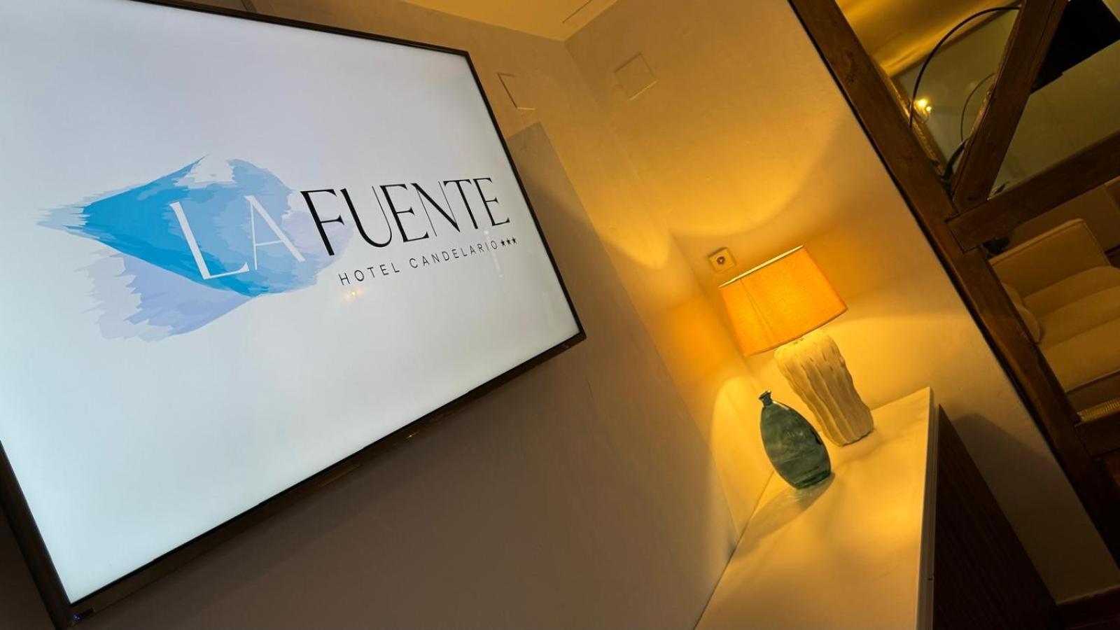 Hospedium Hotel La Fuente Candelario Exterior photo
