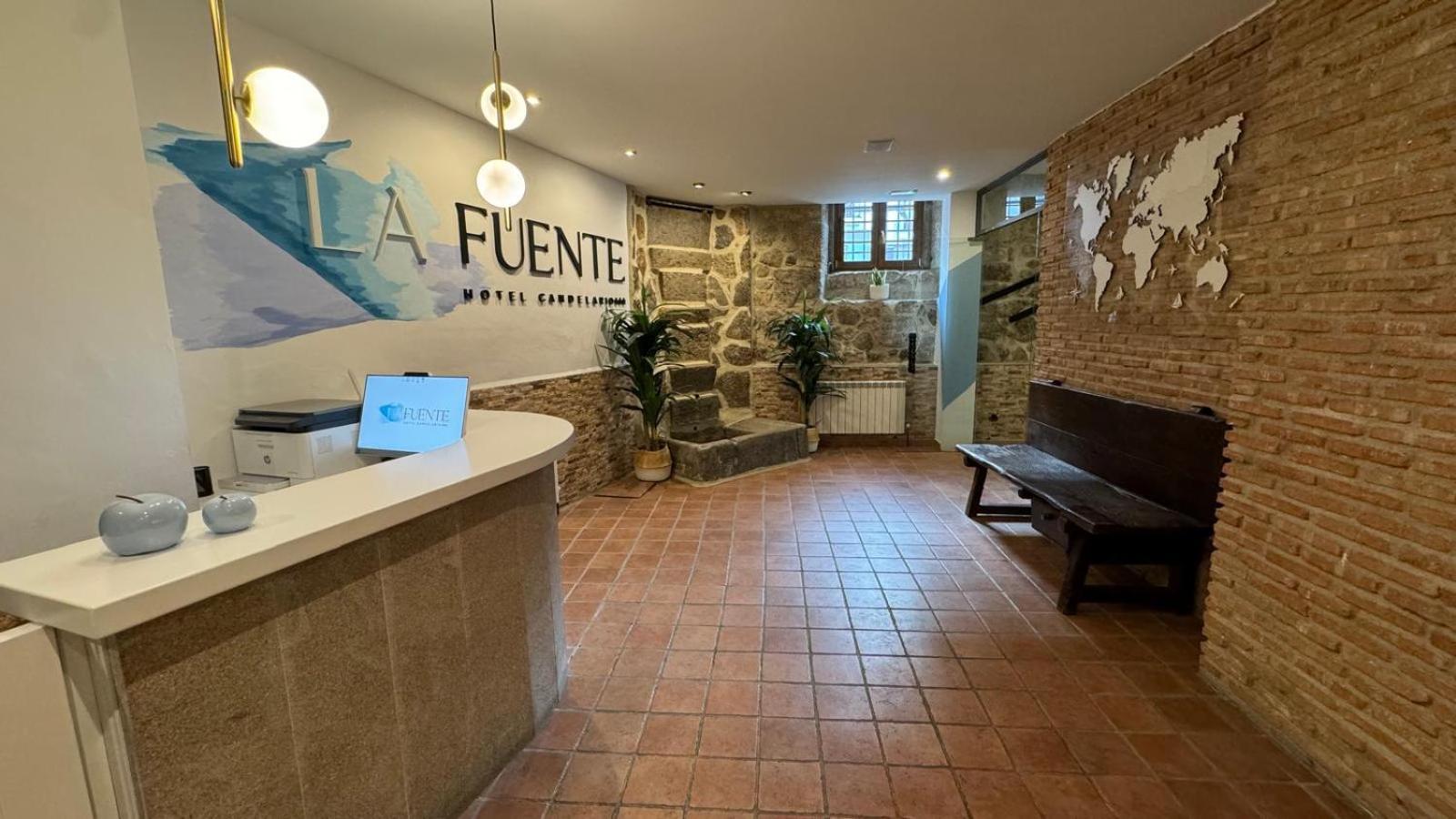 Hospedium Hotel La Fuente Candelario Exterior photo